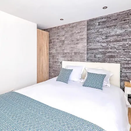 House Sleepngo 펜션 조씨니에